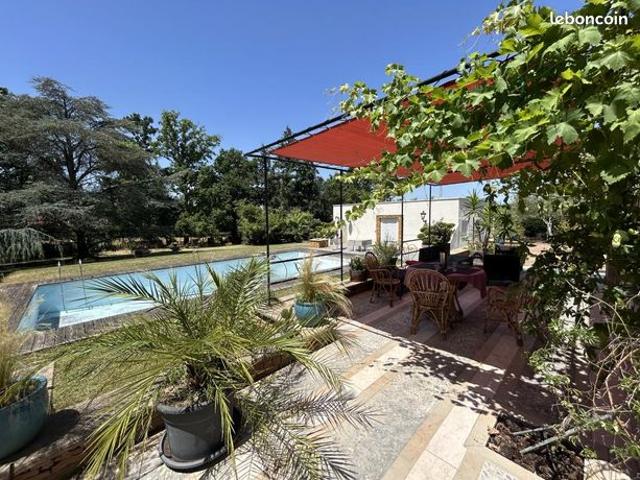 Maison vente à Roanne, Commelle-vernay