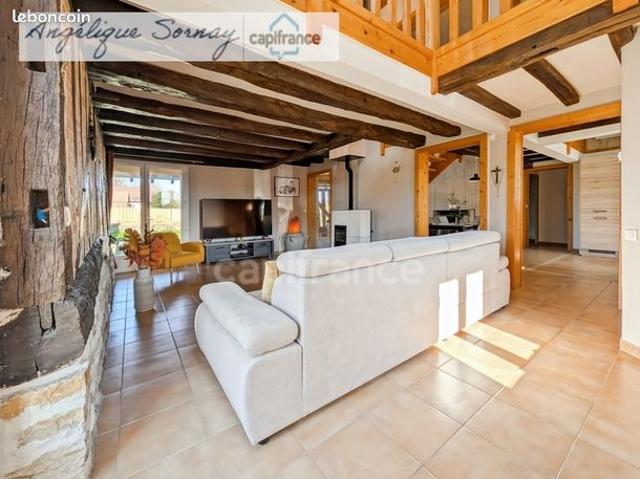 Maison vente à Fontainebleau, Poligny