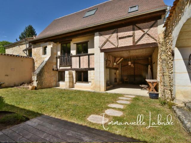 Maison vente à Périgueux, Saint-georges-de-montclard