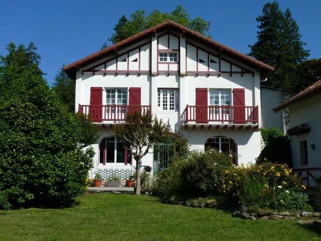 Maison vente à Oloron-Sainte-Marie, Salies-de-béarn