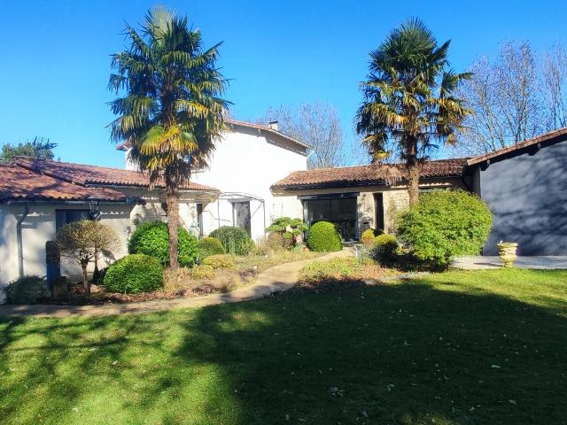 Maison vente à Le Monteil, Augé