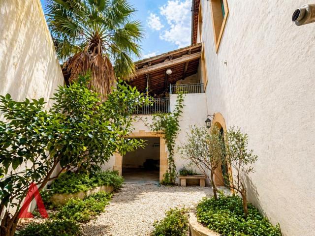 Maison vente à Béziers, Saint-thibéry
