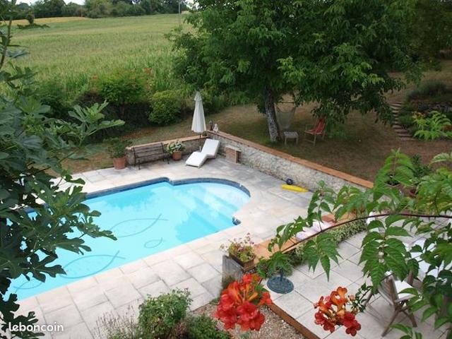 Maison vente à Périgueux, Bouteilles-saint-sébastien