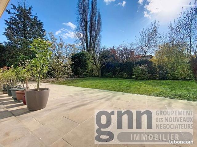 Maison vente à Nanterre, Garches