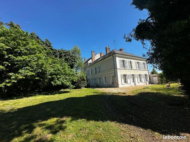 Maison vente à Fontainebleau, Egreville