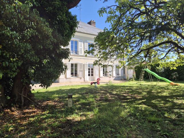 Maison vente à Fontainebleau, Egreville