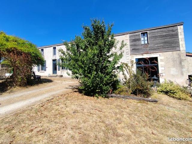 Maison vente à Coulonges-sur-l'Autize, Deux-Sèvres