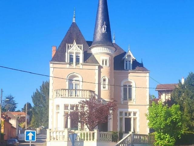 Maison vente à Montluçon, Néris-les-bains