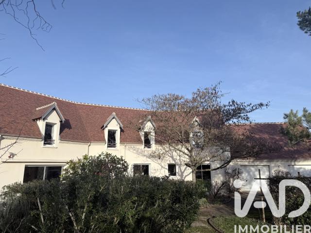 Maison vente à Le Grand Longueron, Champlay