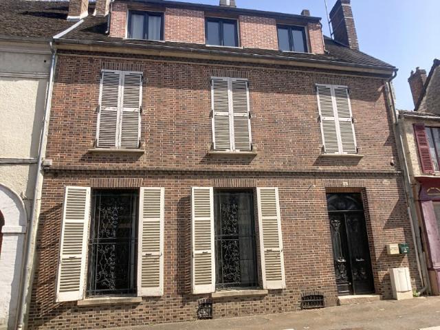 Maison vente à Sens, Villeneuve-l'archevêque