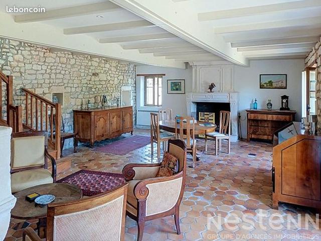 Maison vente à Saintes, Saint-romain-de-benet