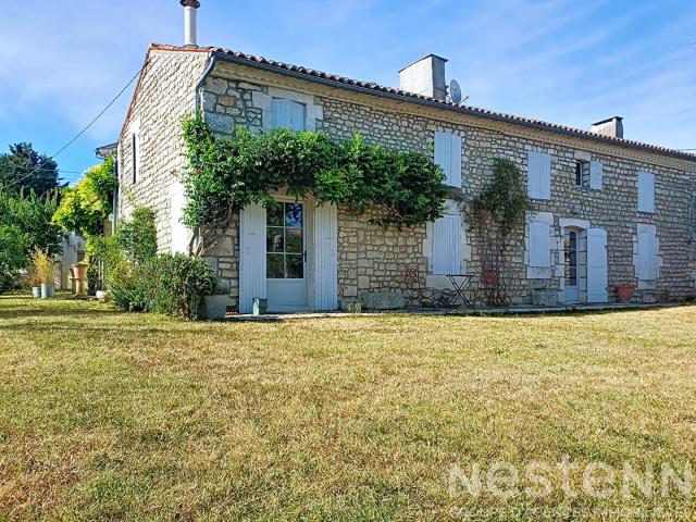 Maison vente à Saintes, Saint-romain-de-benet
