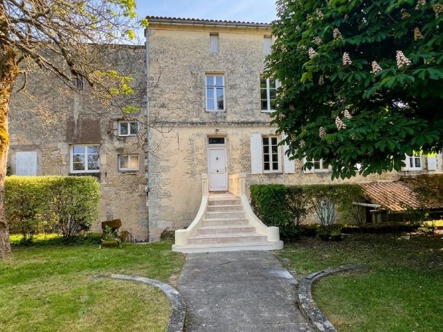 Maison vente à La Croix, Bourg
