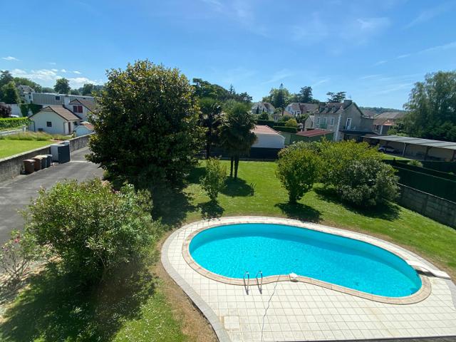 Maison vente à Pau, Gelos