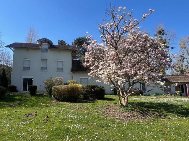 Maison vente à Beauvais, Trie-château