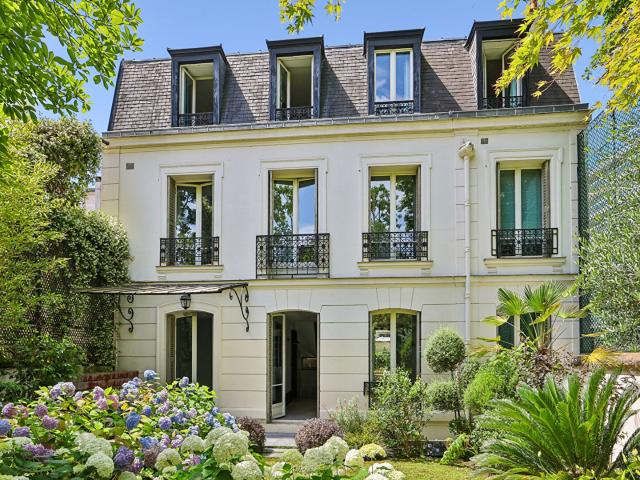 Maison vente à Paris, Île-de-France