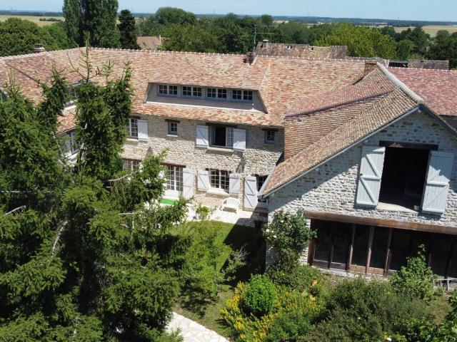 Maison vente à Saint-Germain-en-Laye, Maule