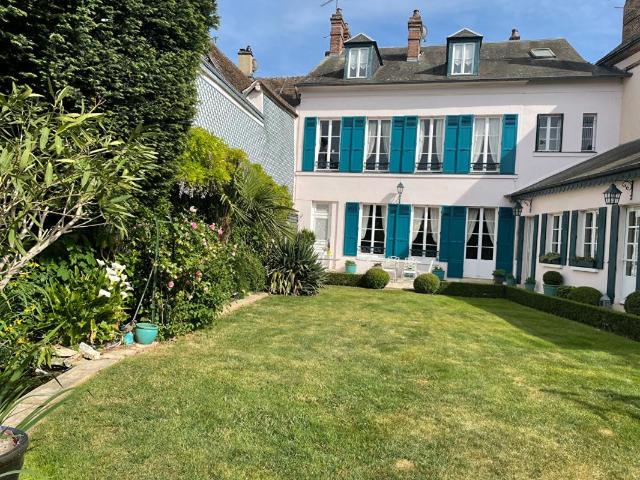 Maison vente à Nogent-le-Roi