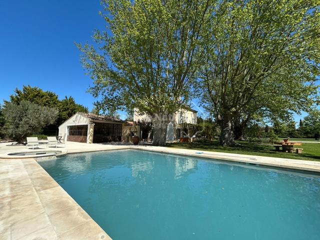 Maison vente à Carpentras, Pernes-les-fontaines