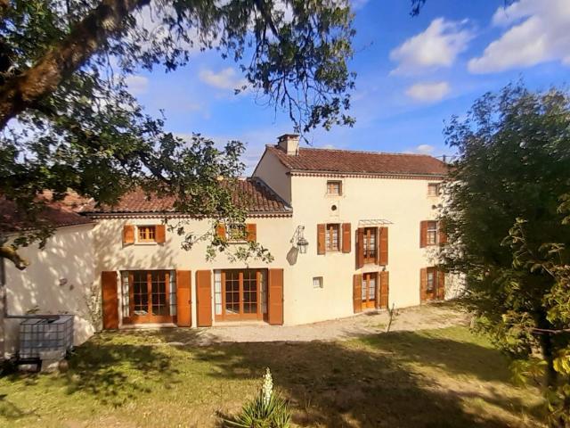 Maison vente à Bach, Lot