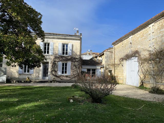Maison vente à Angoulême, Touvre