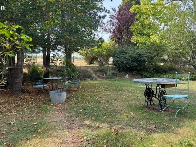 Maison vente à Vienne, Roybon