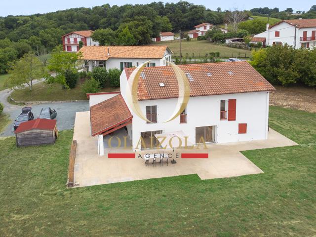 Maison vente à Bayonne, Saint-pée-sur-nivelle