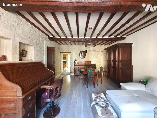 Maison vente à Caen, Normandie