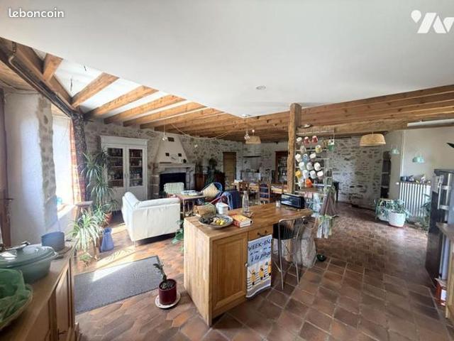 Maison vente à La Roche-sur-Yon, La Bernardière