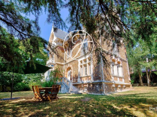 Maison vente à Sèvres, Hauts-de-Seine