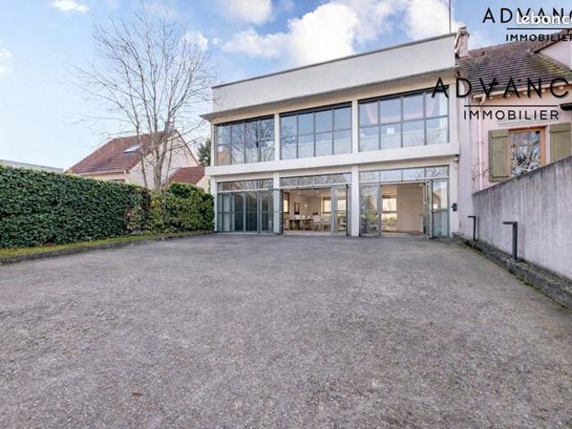 Maison vente à Nanterre, Hauts-de-Seine