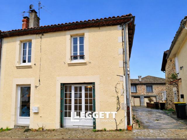 Maison vente à Confolens, Nieuil