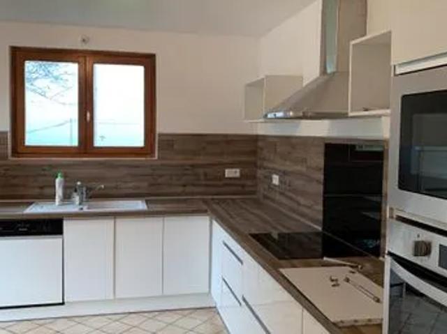 Maison location à Les Bonnets, Saint-Cassin