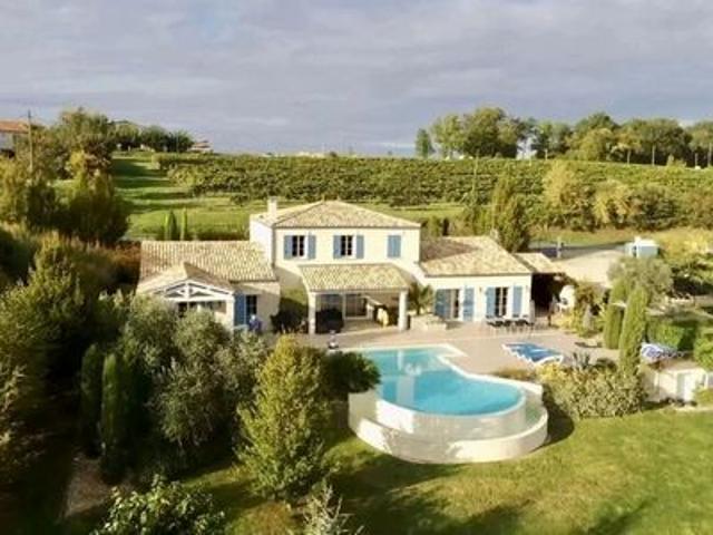 Maison vente à Jarnac-champagne, Moque Robert