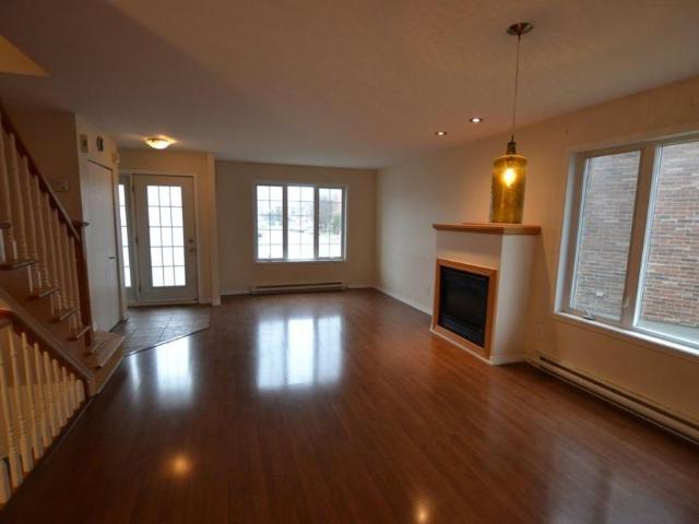 House for rent in Brossard, Quebec