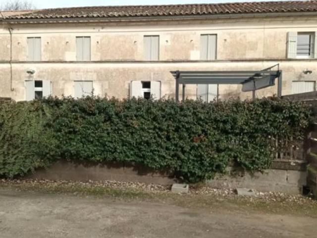 Maison location à Blaye, Générac