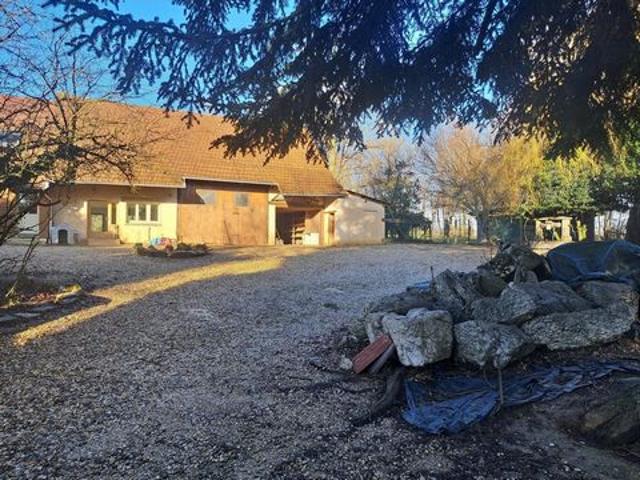 Villa vente à Louhans-Châteaurenaud, Saint-germain-du-bois