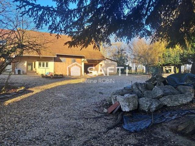 Villa vente à Louhans-Châteaurenaud, Saint-germain-du-bois
