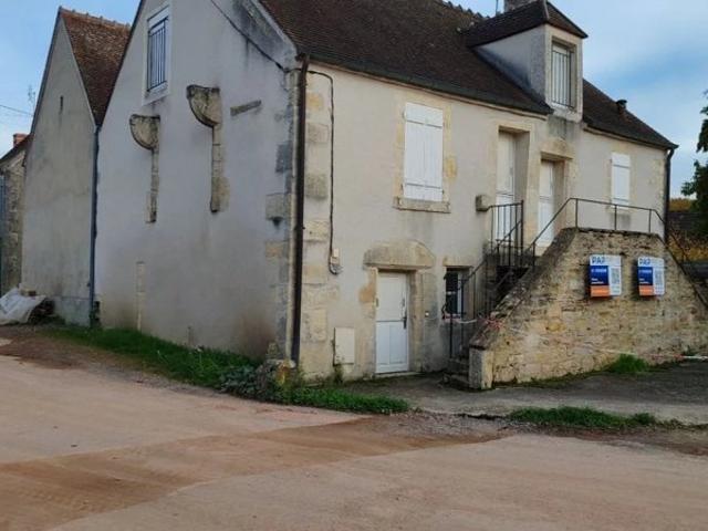 Maison vente à Saint-Amand-Montrond, La Celle