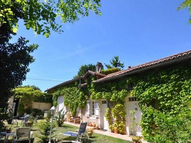 Maison vente à Aubeterre-sur-dronne, Chez Moignard