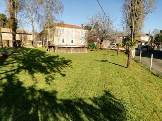 Maison vente à Parthenay, Saint-maixent-de-beugné