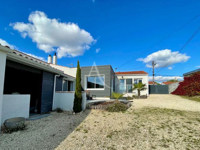 Maison vente à Fontenay-le-Comte, Saint-michel-en-l'herm