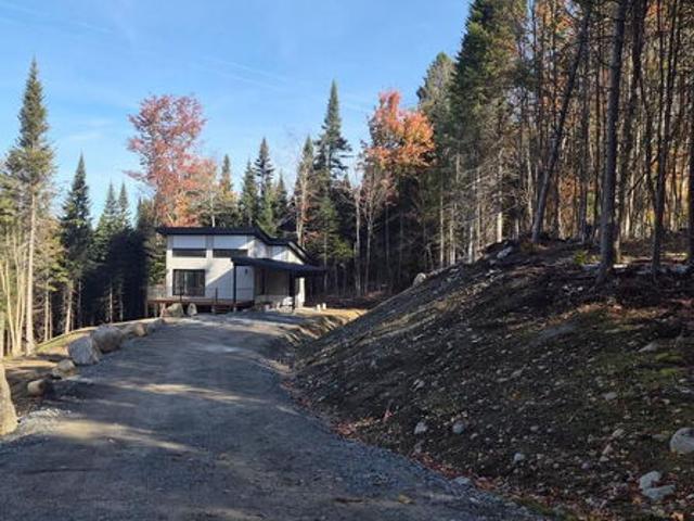 House for rent in Laurentides, Quebec