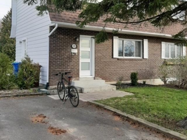 House for rent in Saint-bruno-de-montarville, Quebec