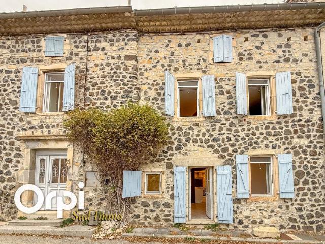 Maison location à Saint-Gineys-en-Coiron, Ardèche