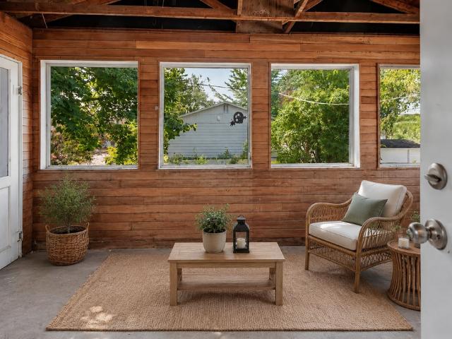 House for rent in Les Moulins, Quebec