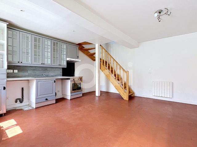 Maison location à Sens, Champigny