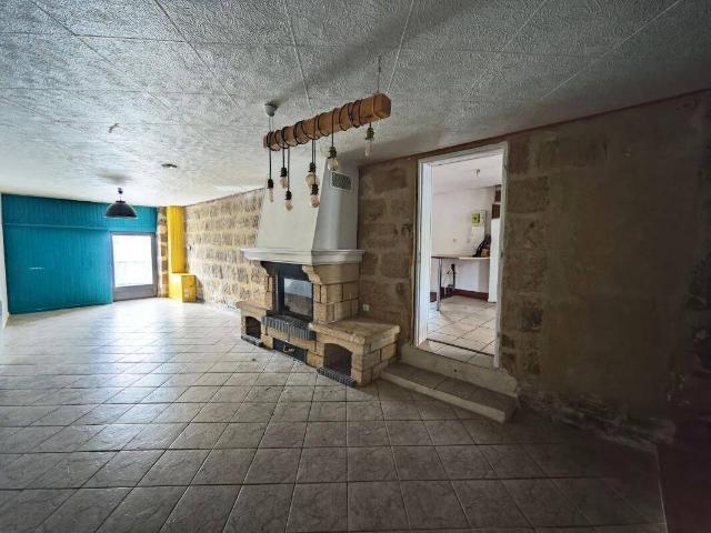 Maison location à Ussac, Corrèze