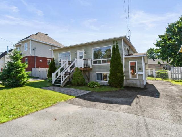 House for rent in Longueuil, Quebec