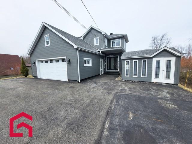 House for rent in Memphrémagog, Quebec